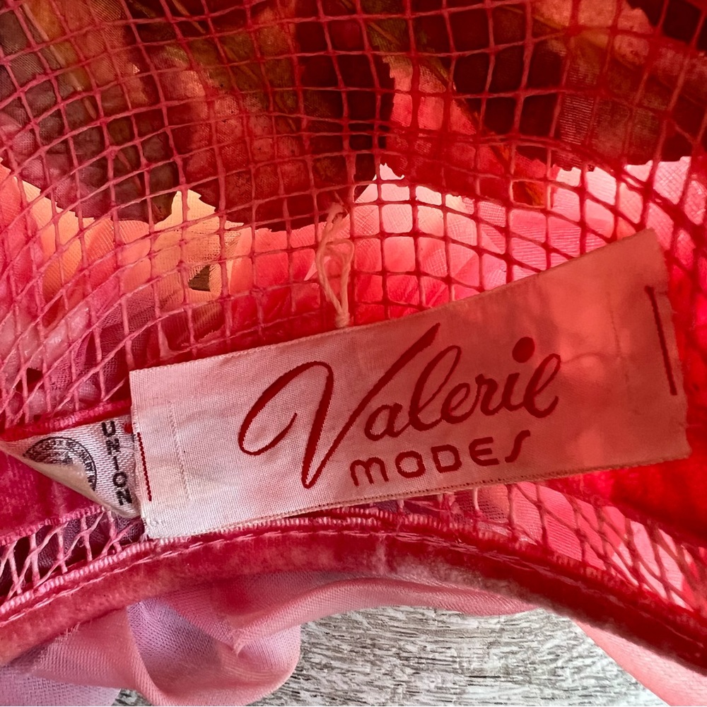 Rare Vintage 1950’s Valerie Modes Garden Party Caged Floral Pill Box Hat - Picture 3 of 9